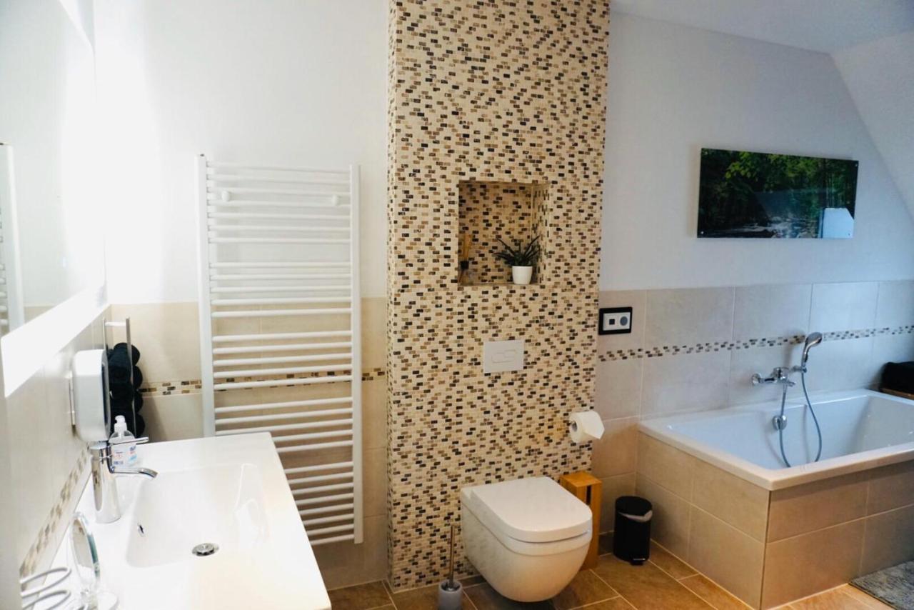 Fewo26 Im Sagenharz - Stilvolles Family-Apartment, 2 Sz, Klimaanlage, Wlan, Netflix & Free Parking 탈레 외부 사진